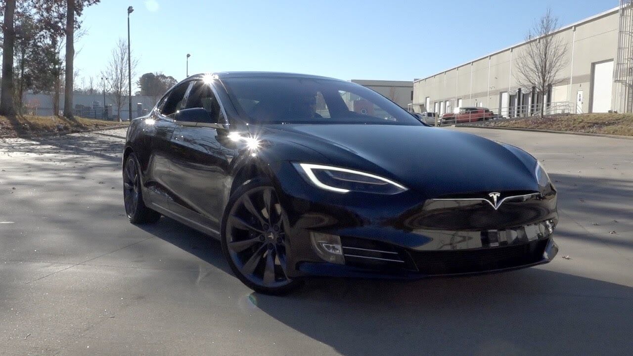 Product Tesla Model 75D